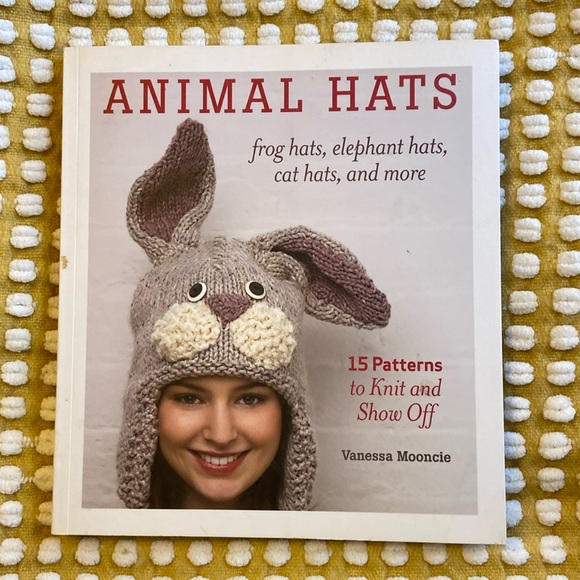 Knitting pattern book - Picture 1 of 2